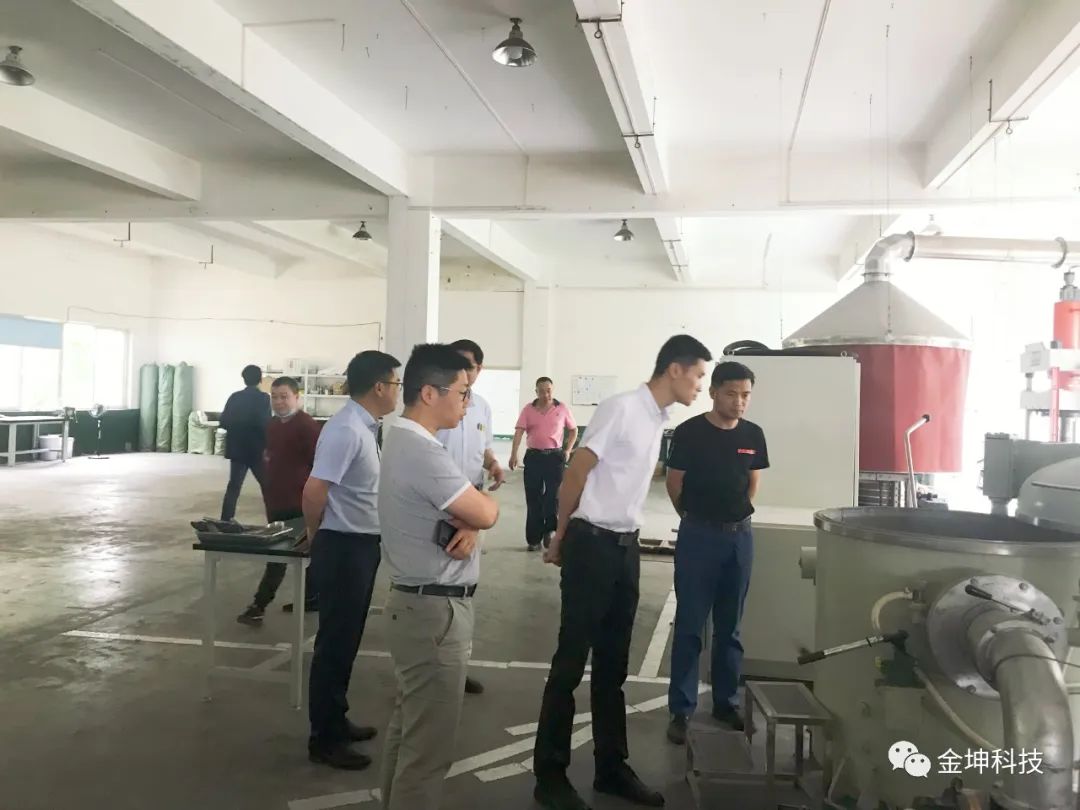 湖南金坤新材料有限公司,金屬鈧,金屬鈧粉,鋁鈧合金,金屬鈧靶,鋁鈧靶材,鋁基靶材,氧化鈧,各類(lèi)鈧鹽,氟化鈧,貴金屬粉末低氧超細(xì)鈦粉,鋯粉,鉿粉,鈮粉,鉭粉